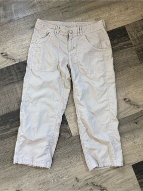 The North Face Women Utility Capri Pants Size 2